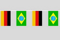 Flaggenkette Deutschland - Brasilien