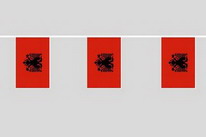 Flaggenkette Albanien